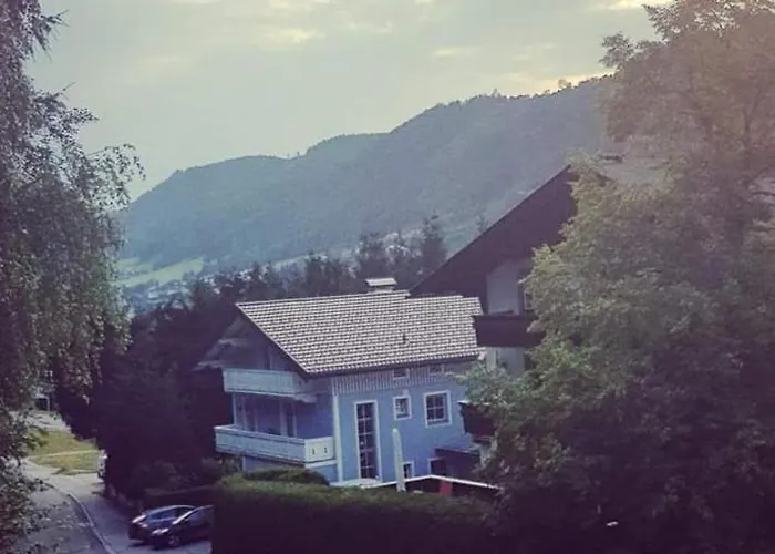 Haus Emily Couette-café