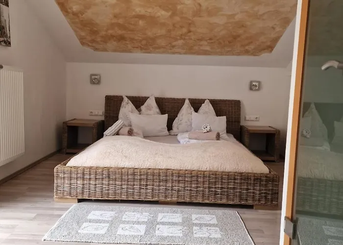 Haus Emily Couette-café